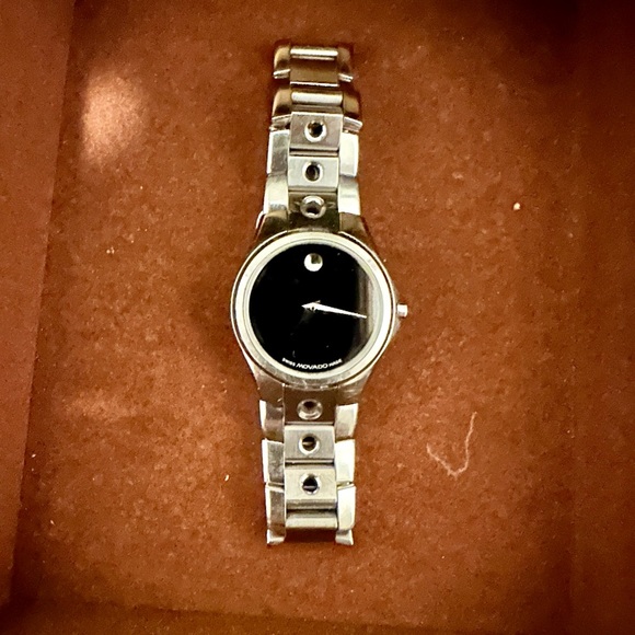 Movado Ladies watch - Picture 3 of 3
